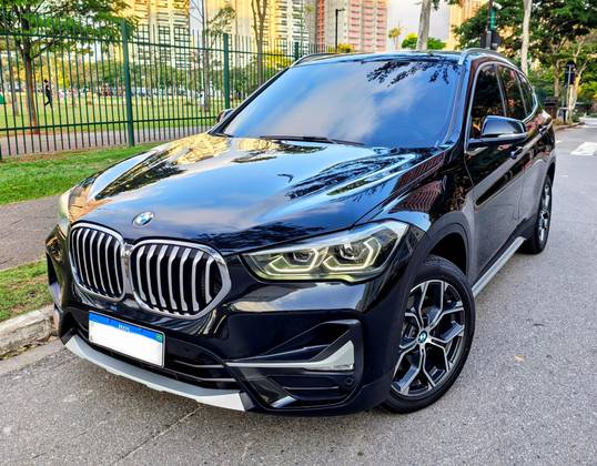 BMW X1 2.0 16V TURBO ACTIVEFLEX SDRIVE20I X-LINE 4P AUTOMÁTICO BMW X1 2.0 16V TURBO ACTIVEFLEX SDRIVE20I X-LINE 4P AUTOMÁTICO